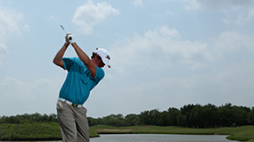 Golfer taking a private golf lesson in Fort Worth, Texas.
